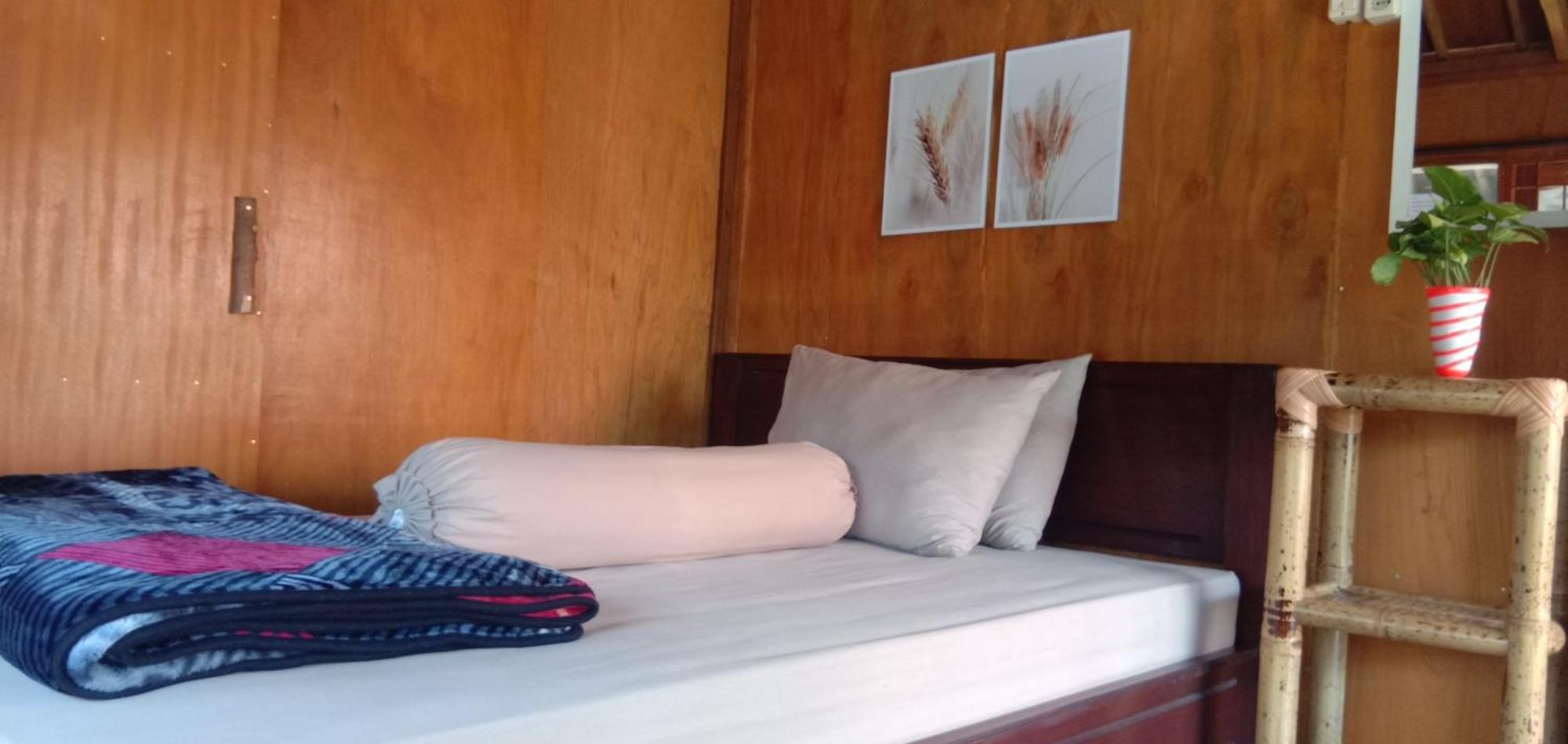 Radiya Guesthouse Sembalunlawang Exteriör bild