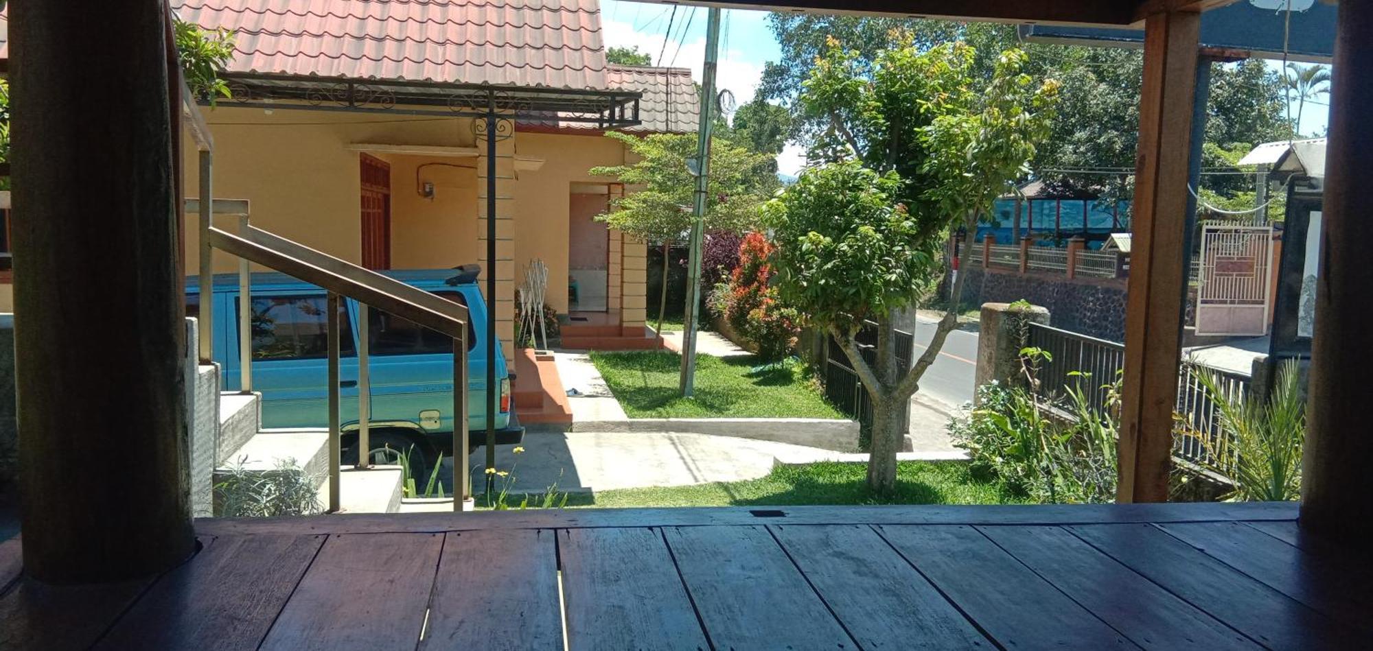 Radiya Guesthouse Sembalunlawang Exteriör bild