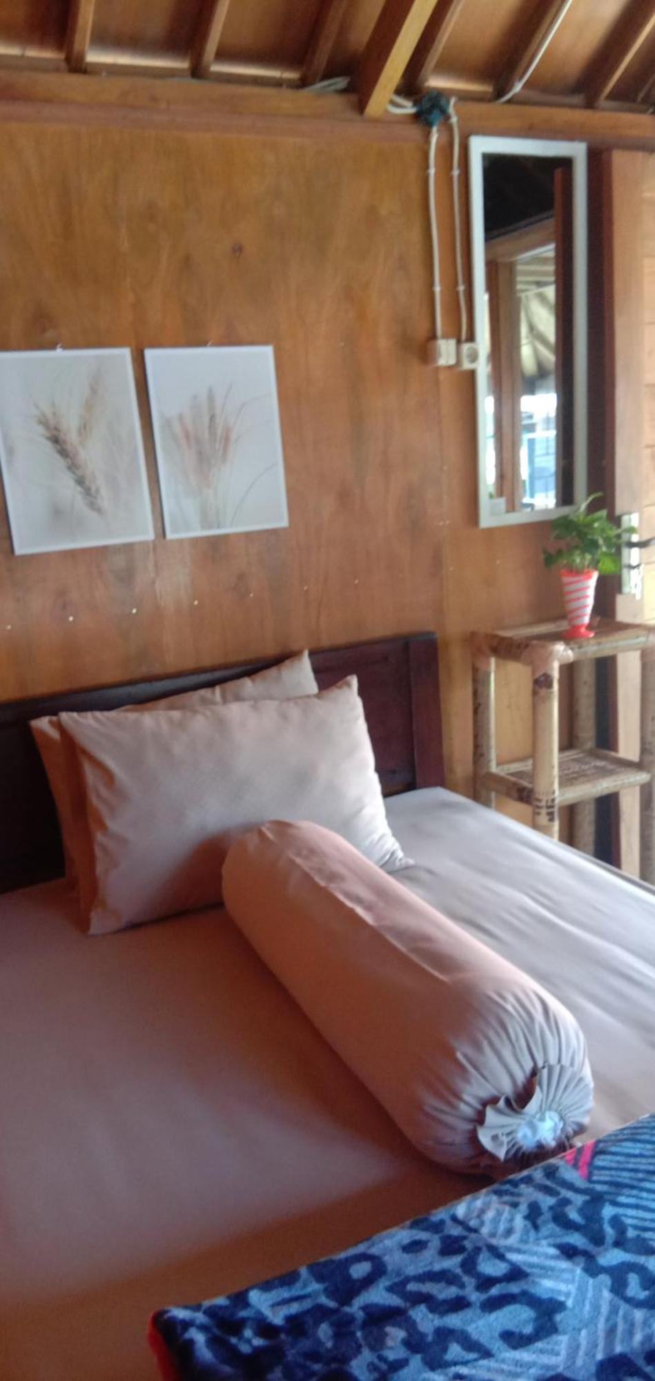 Radiya Guesthouse Sembalunlawang Rum bild