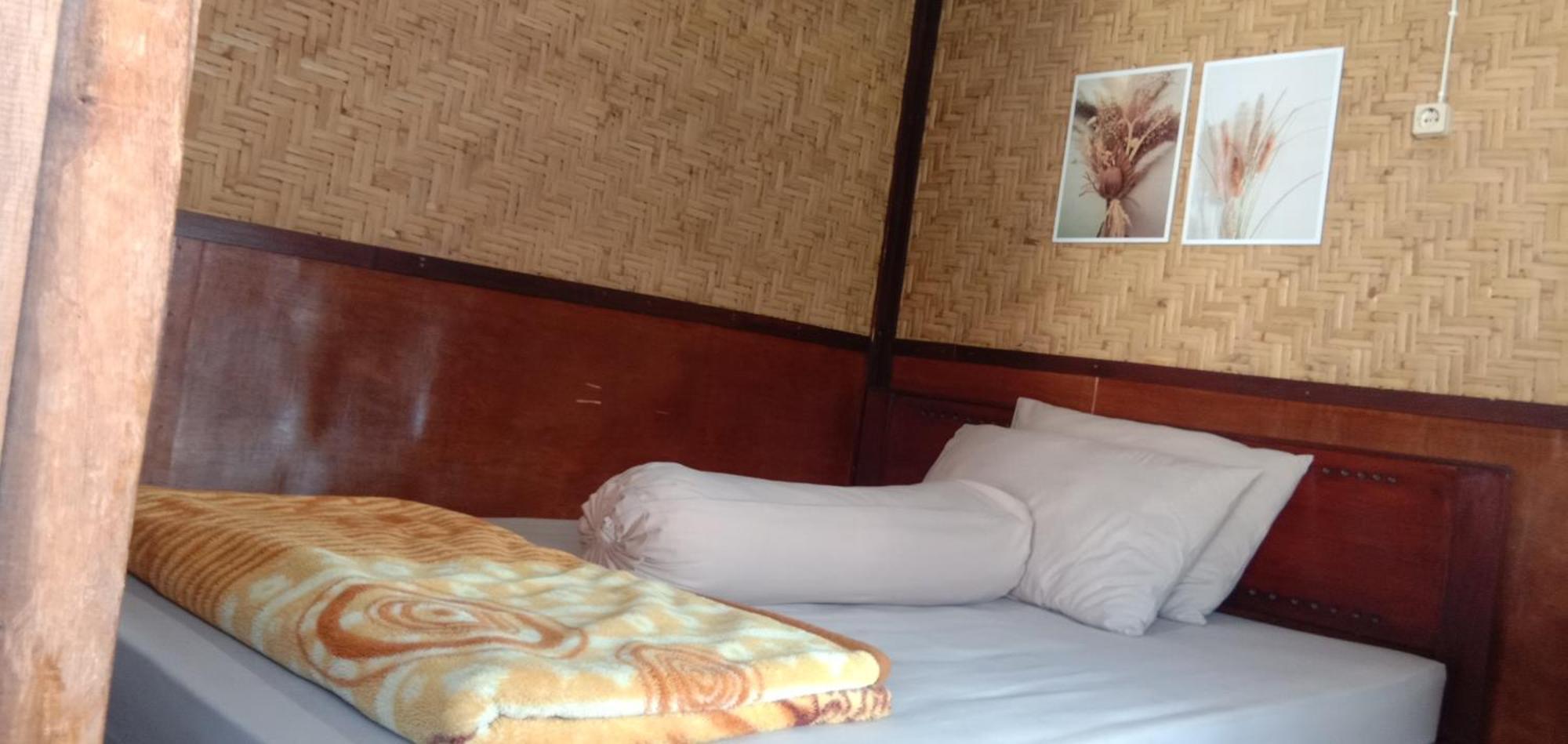 Radiya Guesthouse Sembalunlawang Rum bild