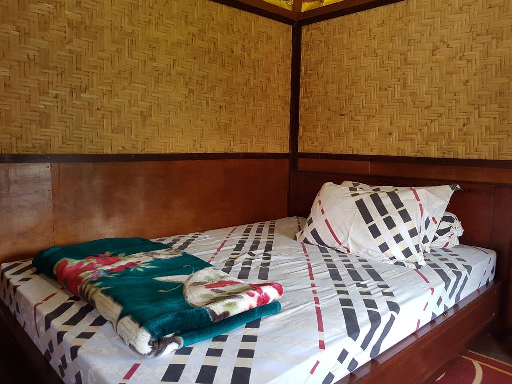 Radiya Guesthouse Sembalunlawang Rum bild