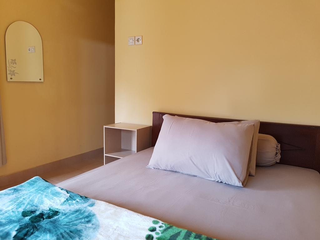 Radiya Guesthouse Sembalunlawang Rum bild